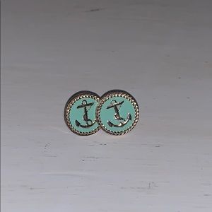 Anchor stud earrings